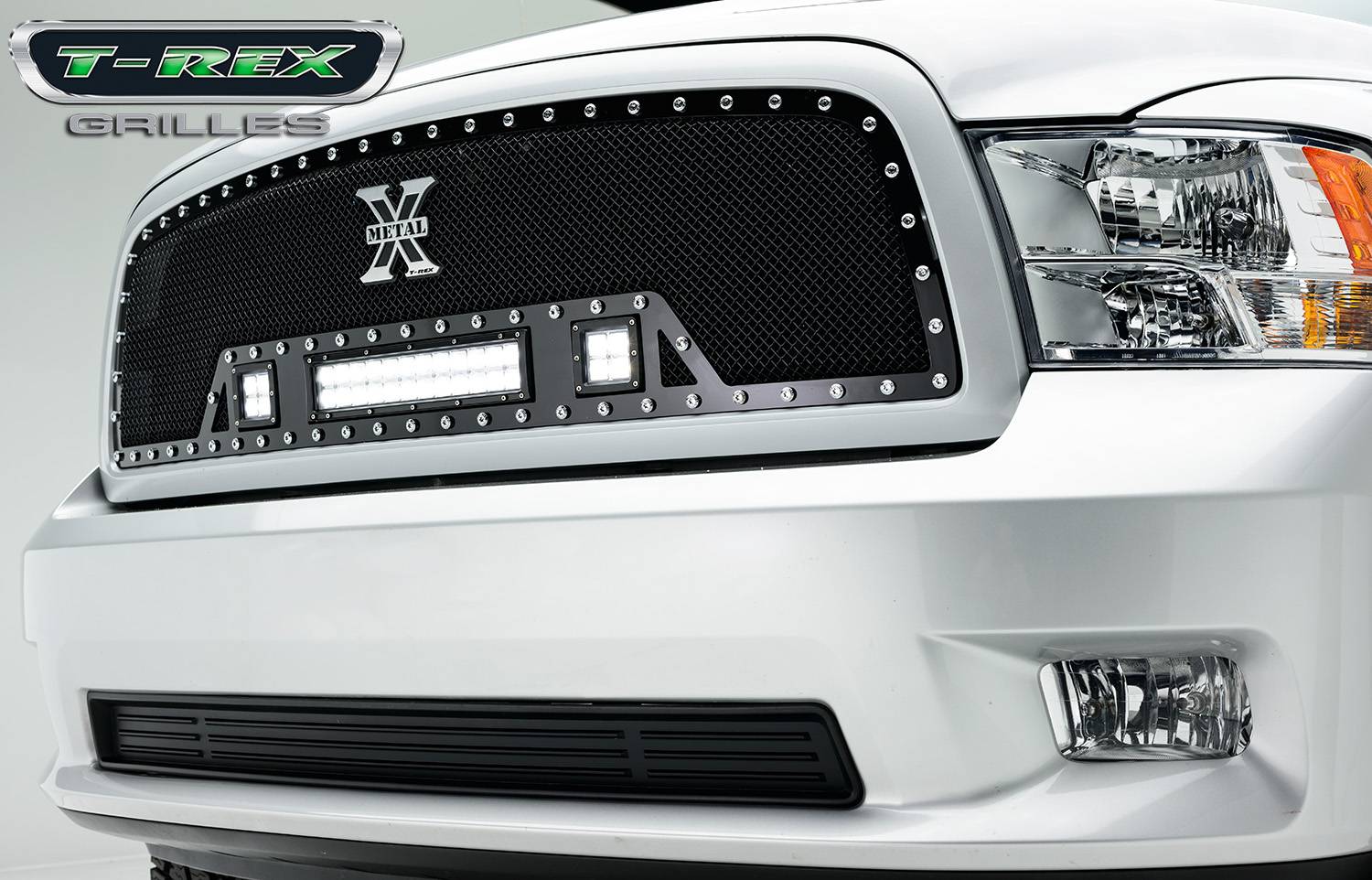 ram grill with light bar