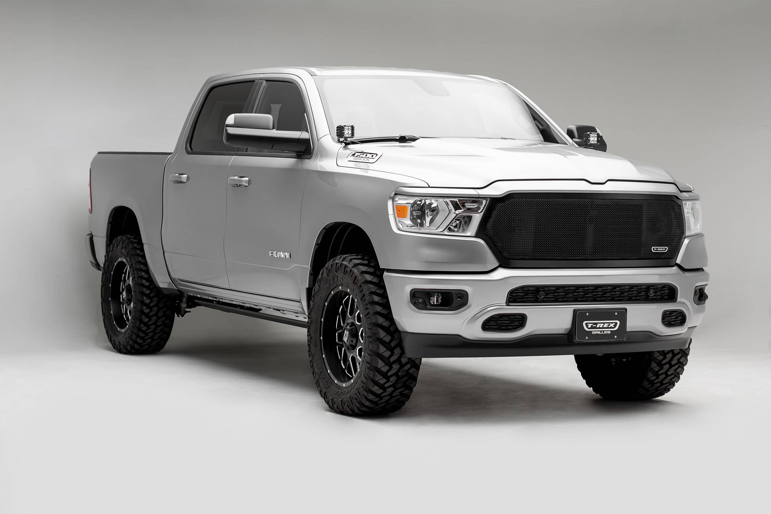 Grille Kit | RAM 1500 TRADESMAN 2022 Grille Kit | RAM 1500 TRADESMAN 2022