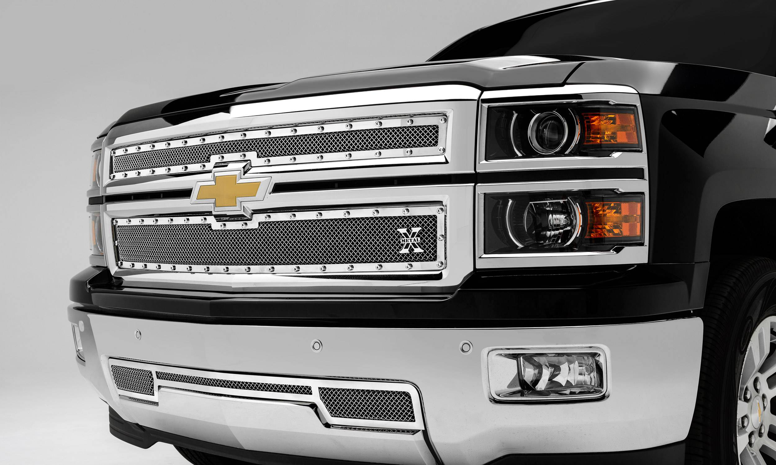 T-REX Grilles - 2014-2015 Silverado 1500 Z71 X-Metal Grille, Polished, 2 Pc, Overlay, Chrome Studs - Part # 6711200