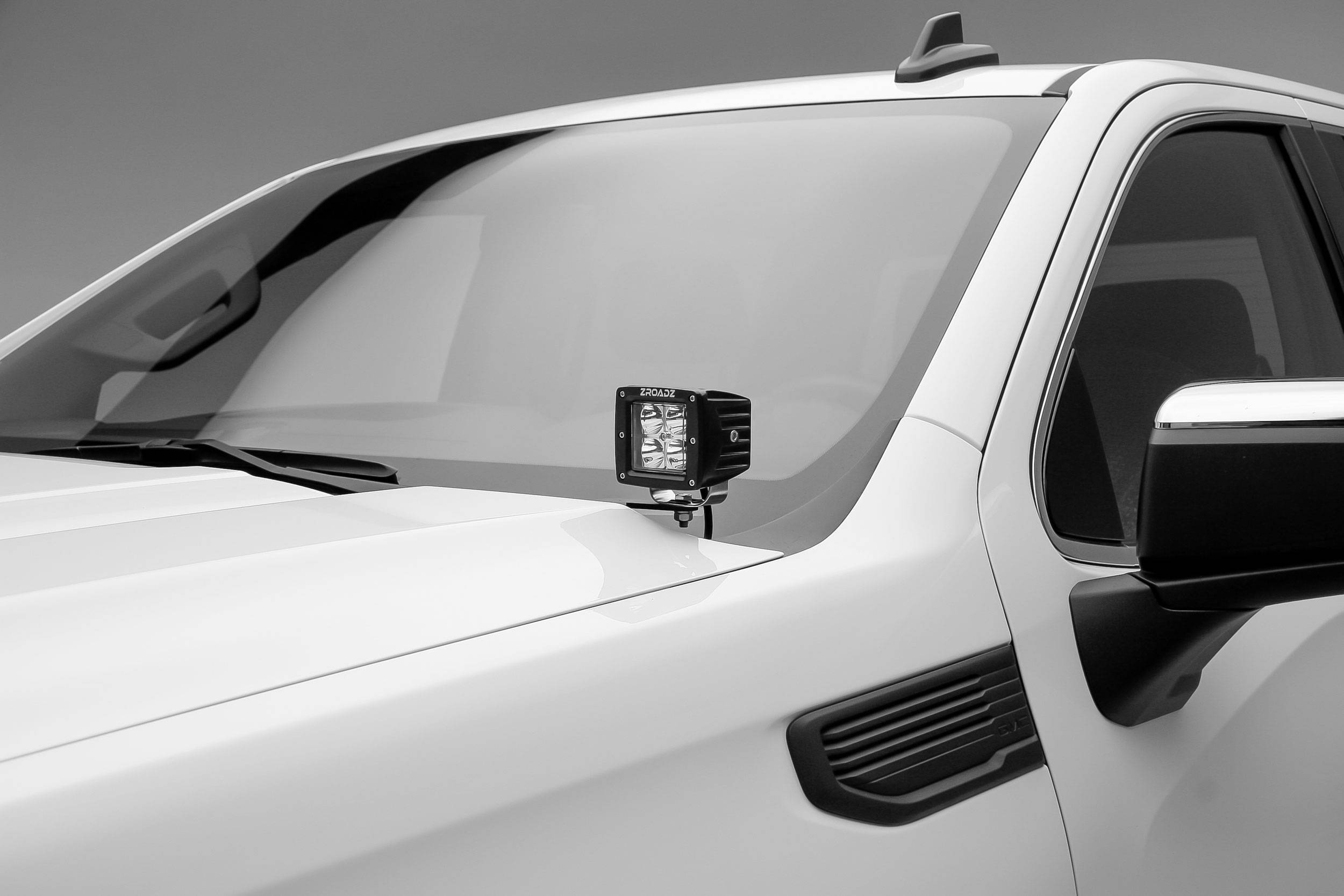 バーシー HyperQ LED Auxiliary Lights | Westin Automotive Products, Inc.