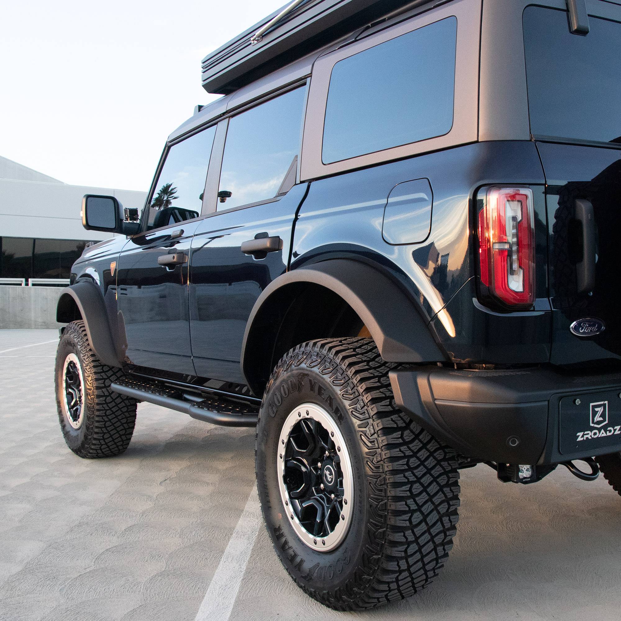2021-2024 Ford Bronco TrailX.R1 Series Rock Slider Side
