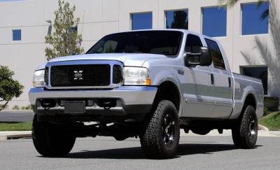 2000-2004 Ford Excursion Grille Asembly, 1pc Chrome w/ Black Mesh - PN 6705701 - On Sale - Last One